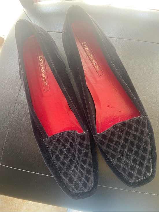 Enzo Angiolini Shoes - Enzo Angiolini Black Velvet Flats with Red Insole